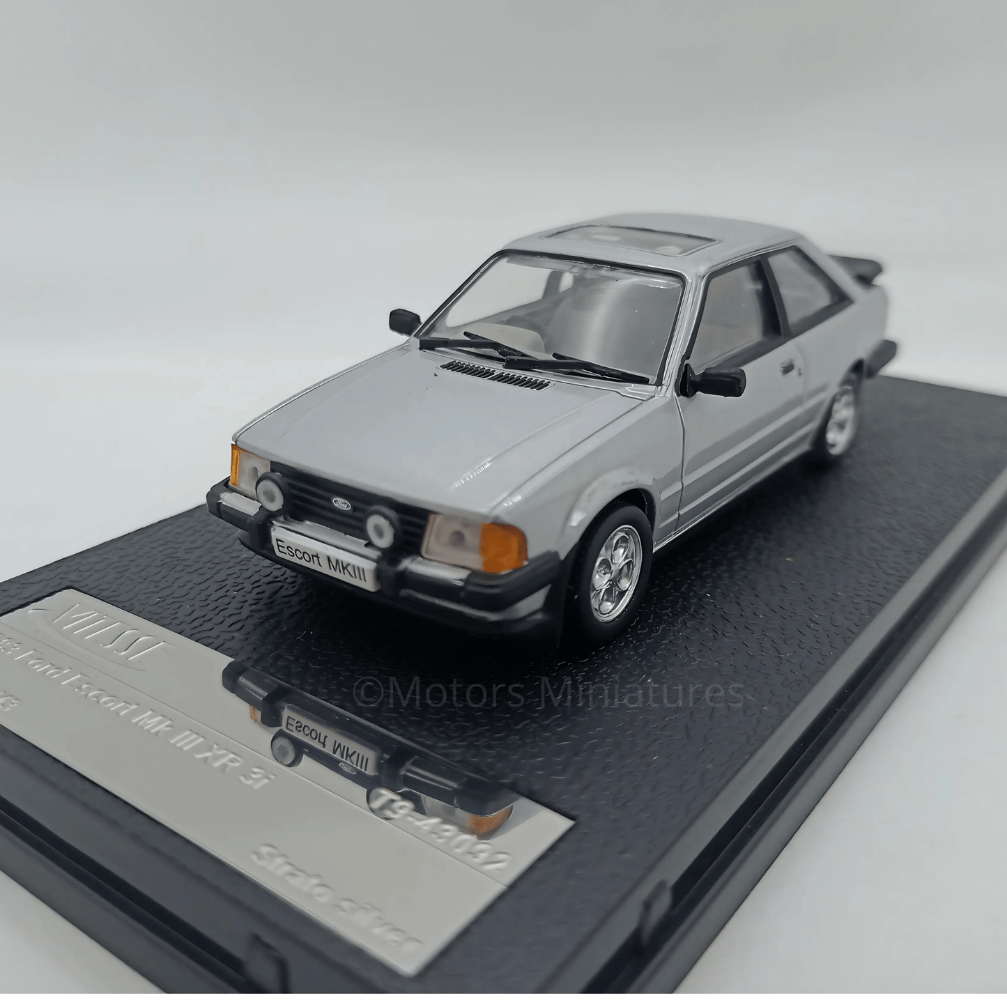 Ford Escort MKIII XR3I RHD 1993 Strato Silver Triple9 - Vitesse 1/43 - T9 - 43092