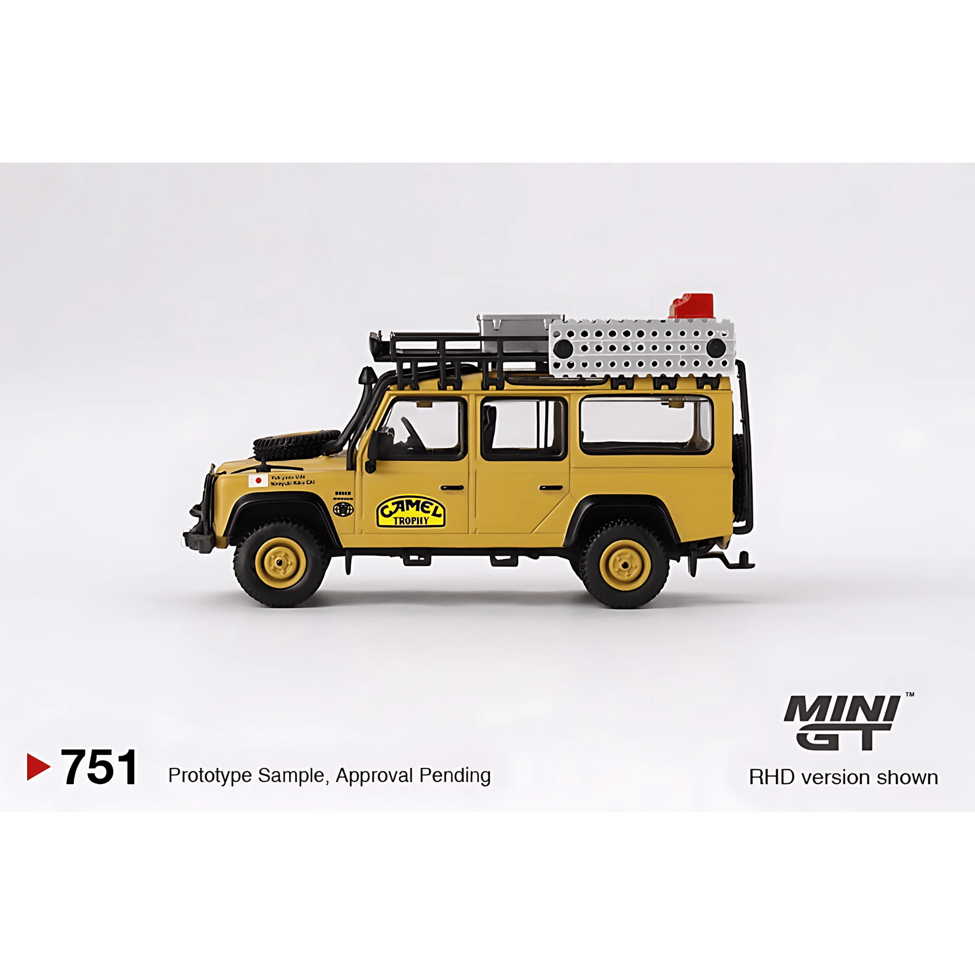 Land Rover Defender 110 1989 Camel Trophy Amazon Team Japan RHD Mini GT 1/64 - MGT00751 - R