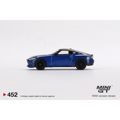 Nissan Fairlady Z Version ST 2023 seiran blue RHD Mini GT 1/64 | Motors Miniatures