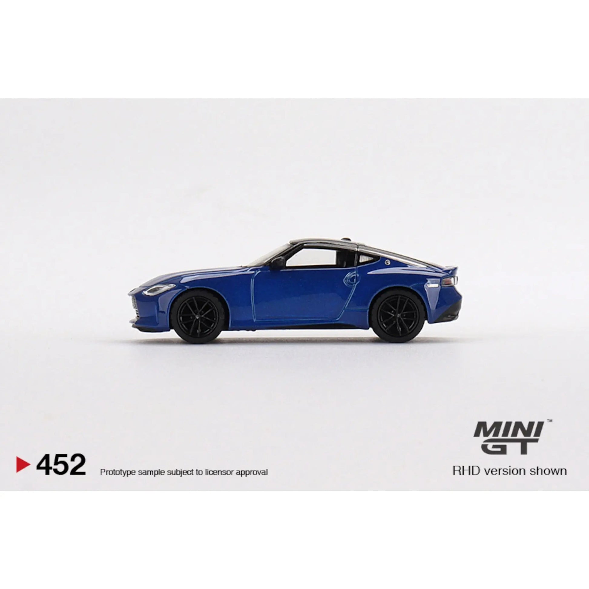 Nissan Fairlady Z Version ST 2023 seiran blue RHD Mini GT 1/64 - MGT00452rhd