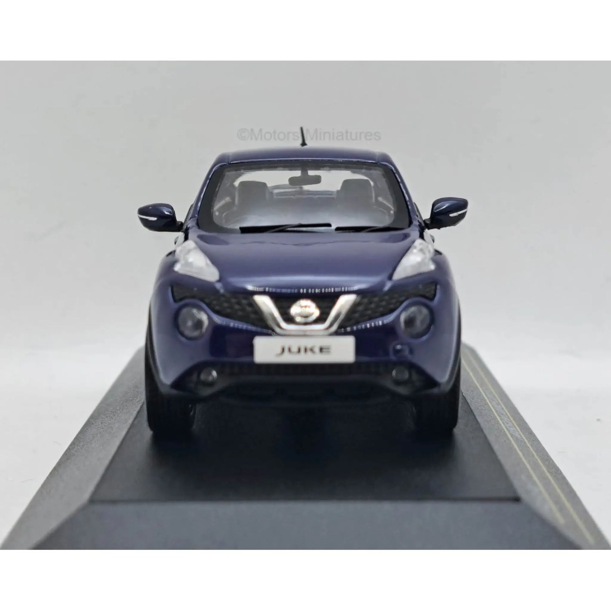 Nissan Juke RHD 2015 First 43 1/43 | Motors Miniatures