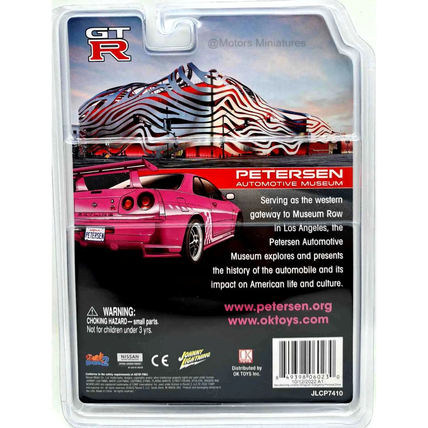 Nissan Skyline GT-R BNR34 2000 pink/white Johnny Lightning 1/64 | Motors Miniatures