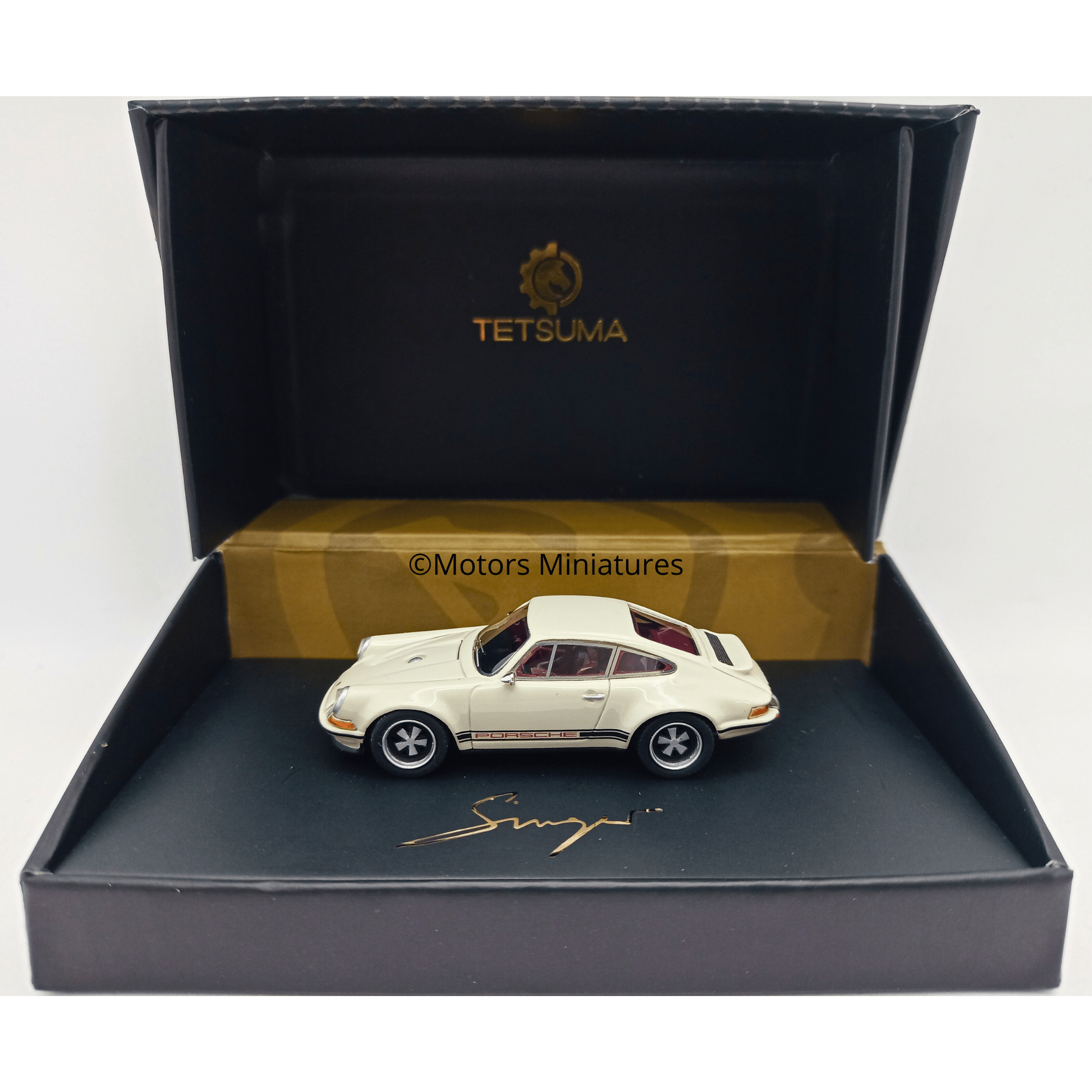 Porsche 964 restomod in Deluxe packaging brandy white Tetsuma 1/64 - tetWCC19002