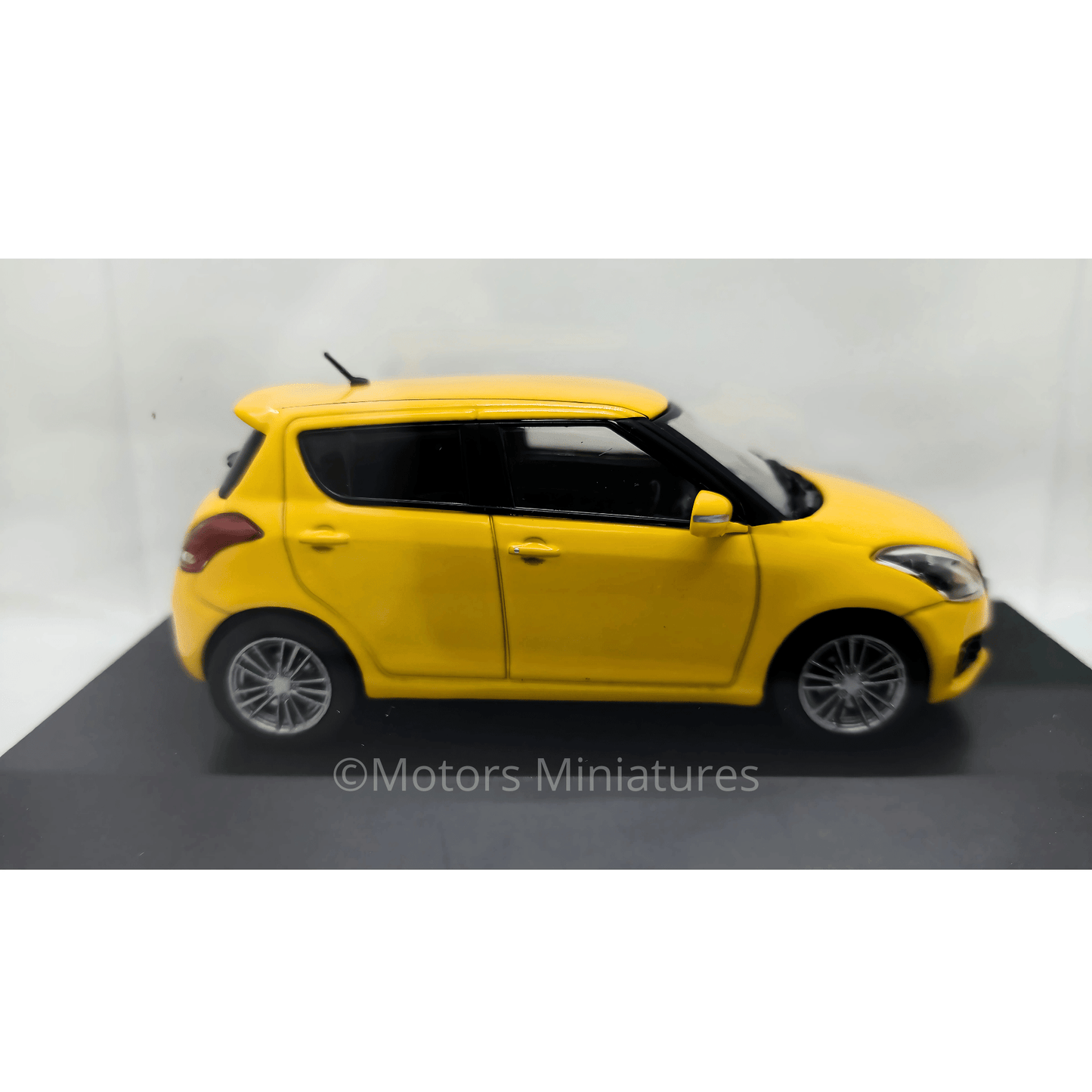 Suzuki Swift Sport 2012 Jaune RHD First 43 1/43 - F43 - 167