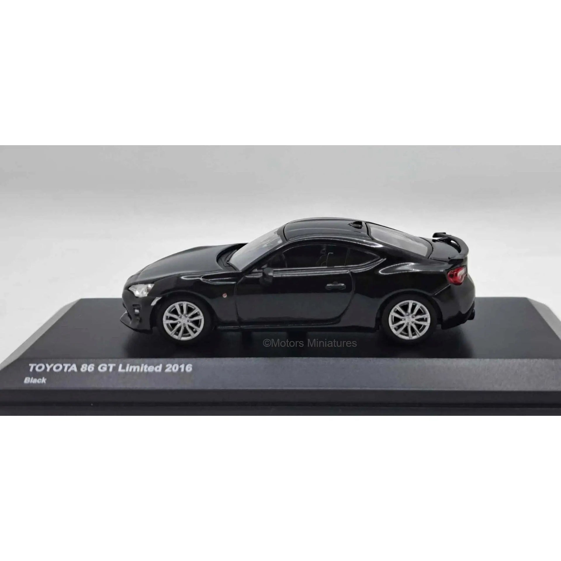 Toyota 86 GT black Kyosho 1/64