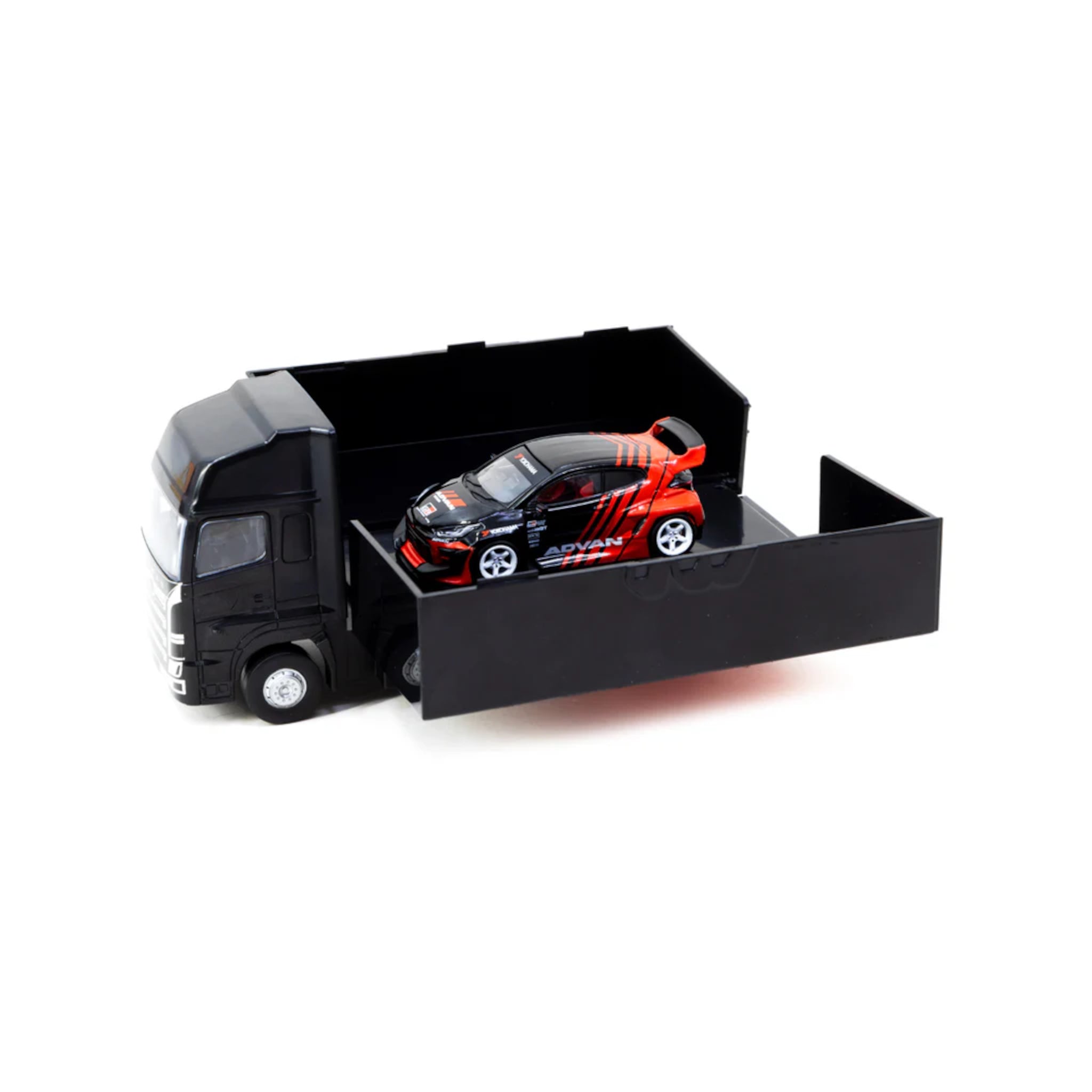 Toyota Yaris Pandem ADVAN with Truck Packaging Tarmac Works 1/64 | Motors Miniatures