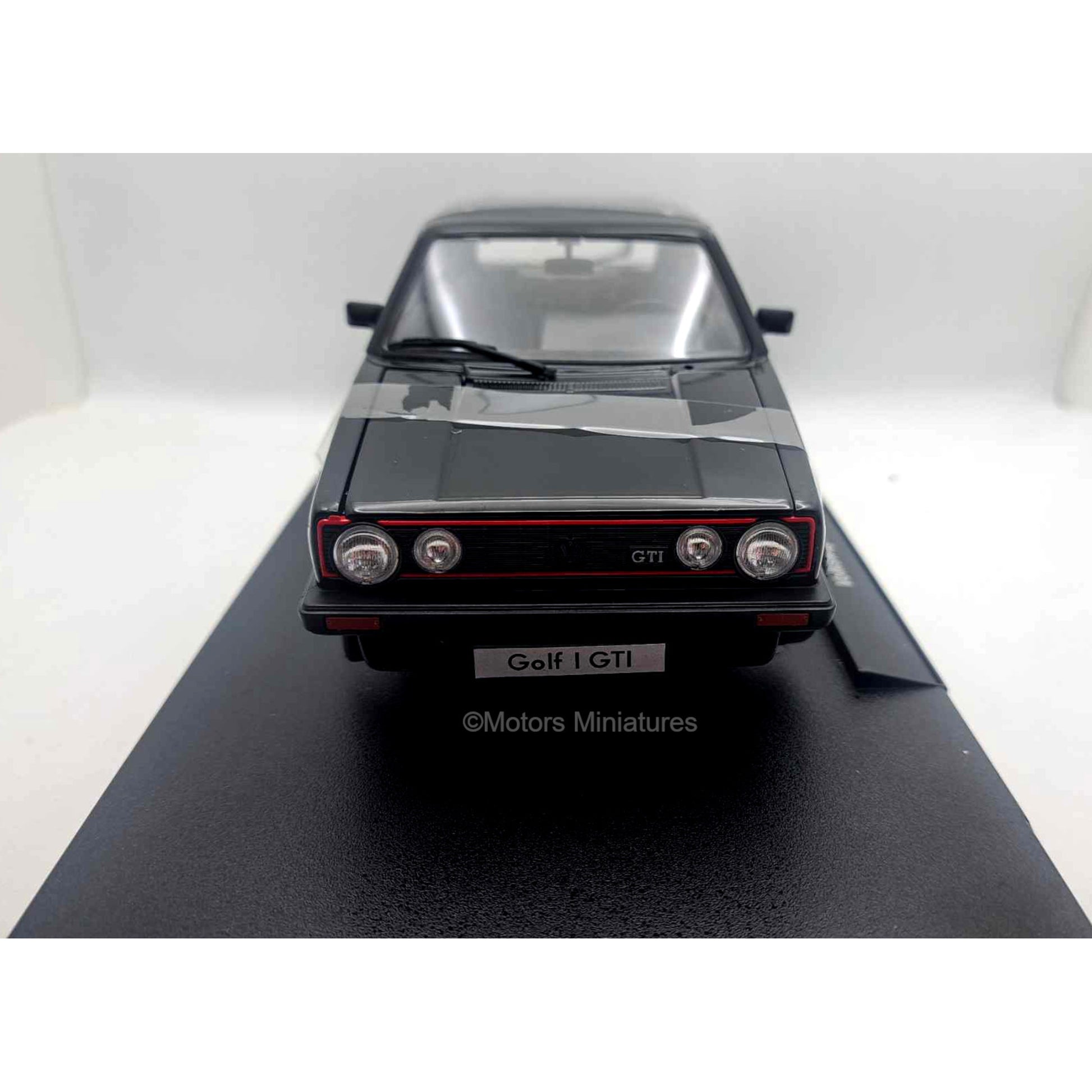 Volkswagen Golf I GTi Black Welly 1/18 | Motors Miniatures