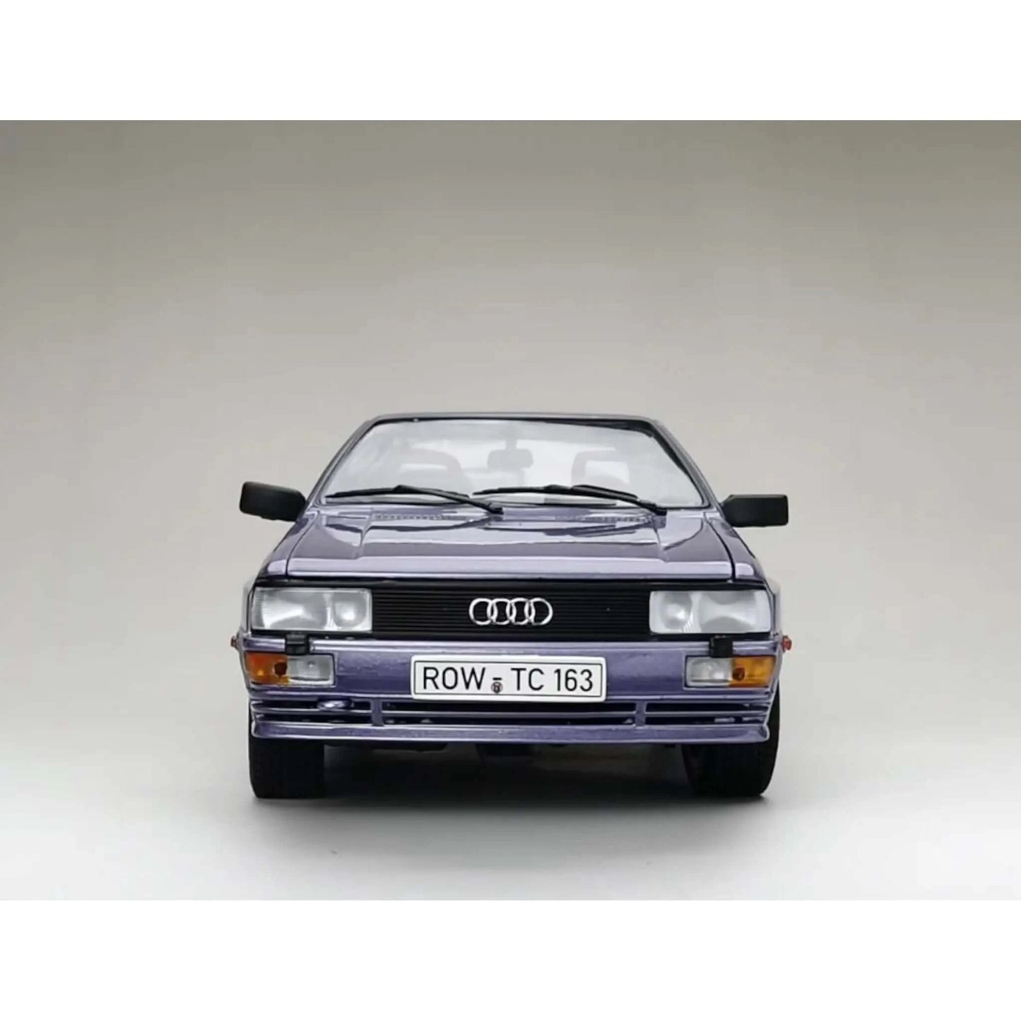 Modèle réduit Audi Quattro Coupe 1983 mauve SunStar 1/18 | Motors Miniatures