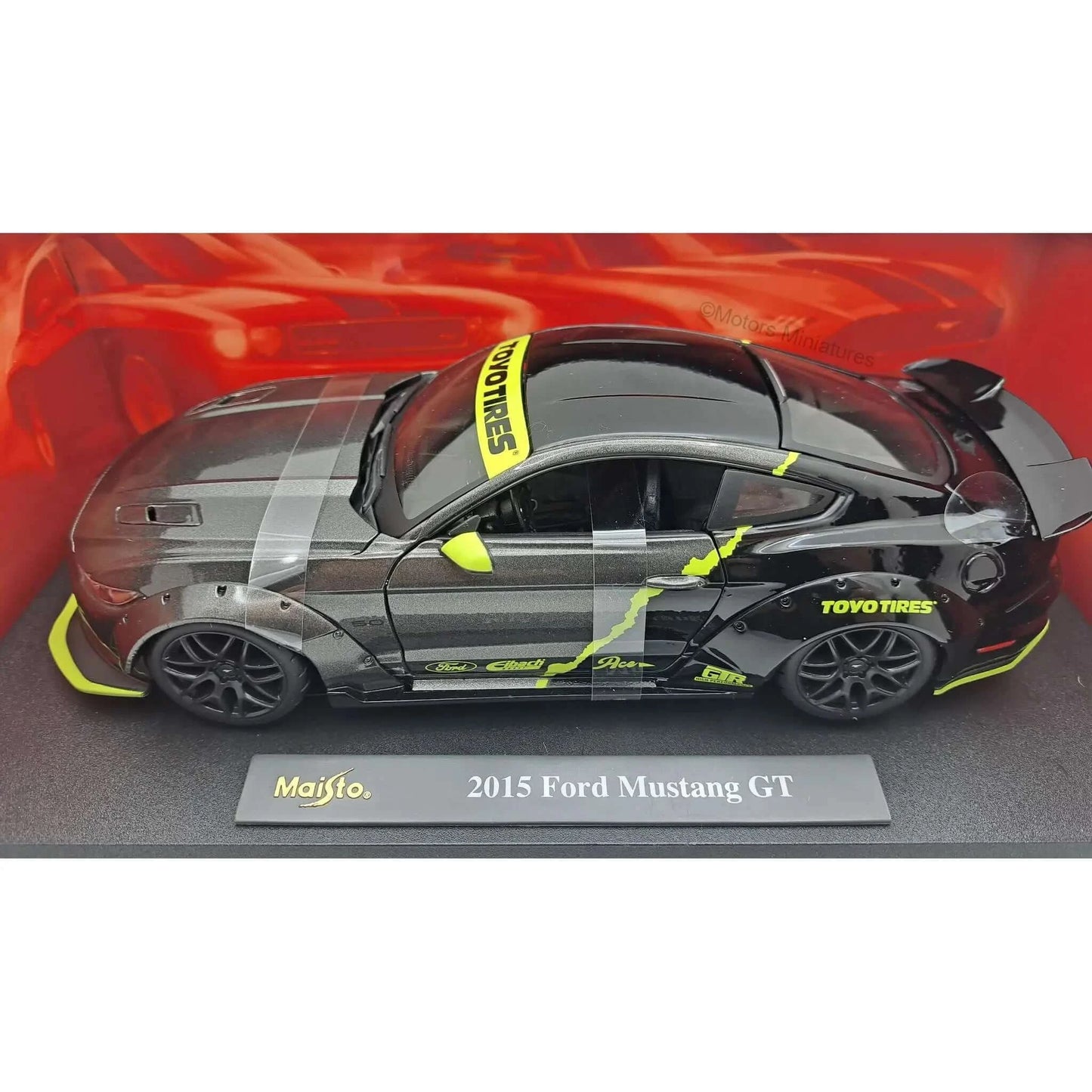 Voiture miniature Ford Mustang GT 2015 Design Maisto 1/18 | Motors Miniatures
